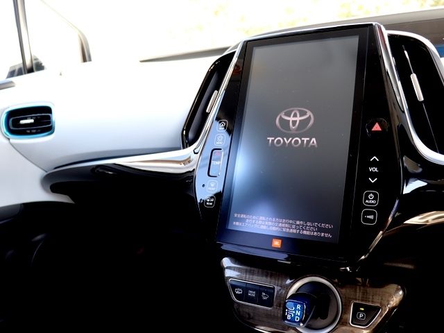 Toyota PRIUS PHV 2017-07 770-16