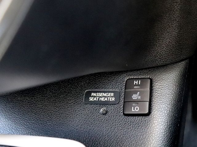 Toyota PRIUS PHV 2017-07 770-23