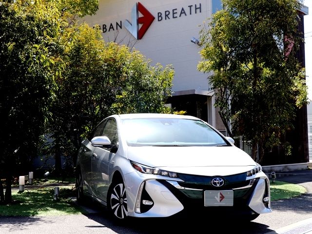 Toyota PRIUS PHV 2017-07 770-0