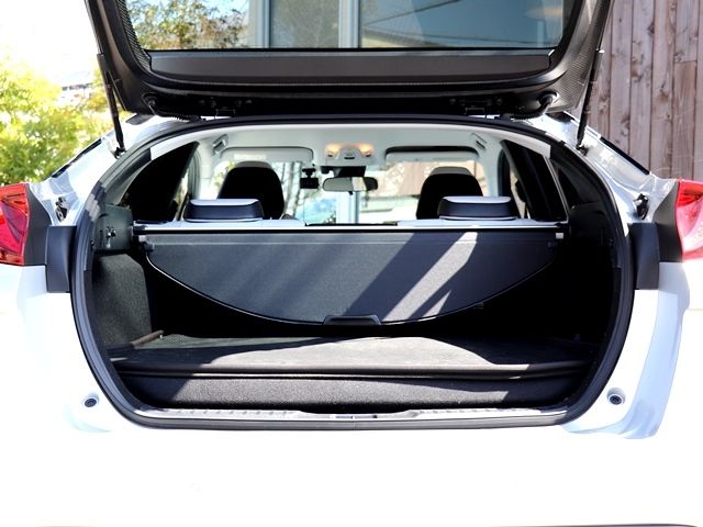 Toyota PRIUS PHV 2017-07 770-27