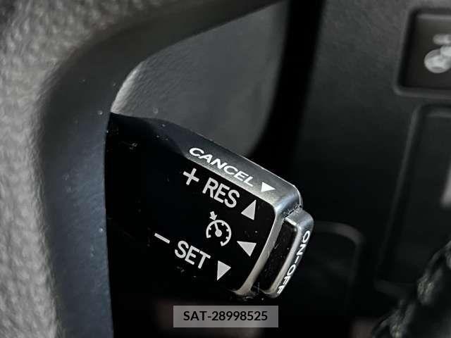 Toyota VELLFIRE 2017-02 299375-17