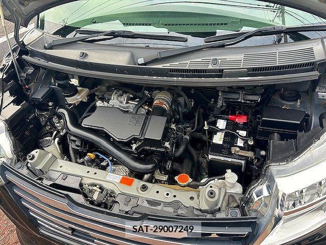 Toyota ROOMY 2018-06 329765-27