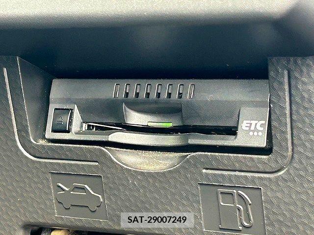 Toyota ROOMY 2018-06 329765-23
