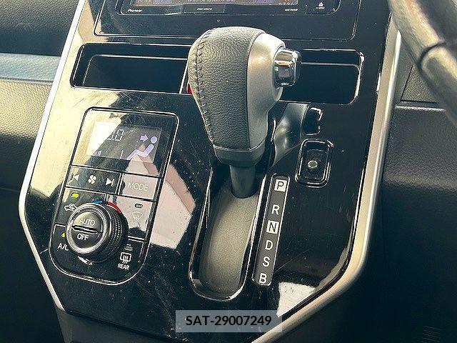 Toyota ROOMY 2018-06 329765-19