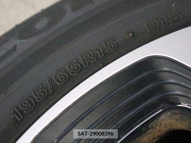 Toyota PRIUS PHV 2017-05 377317-29