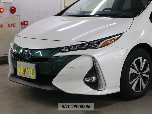 Toyota PRIUS PHV 2017-05 377317-26