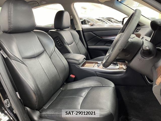 Nissan FUGA 2015-04 215617-19