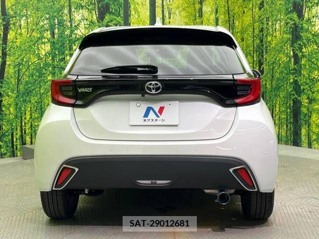 Toyota YARIS 2022-06 340195-15