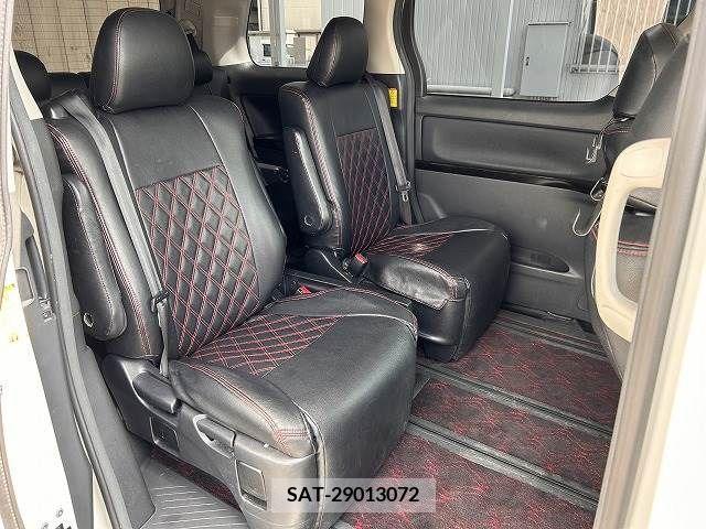 Toyota VELLFIRE 2013-06 213912-7