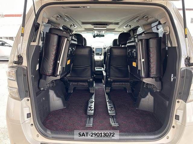 Toyota VELLFIRE 2013-06 213912-19