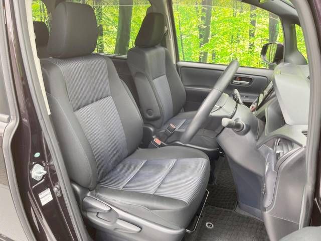 Toyota VOXY 2014-11 27130-11