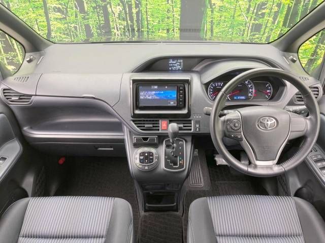 Toyota VOXY 2014-11 27130-1
