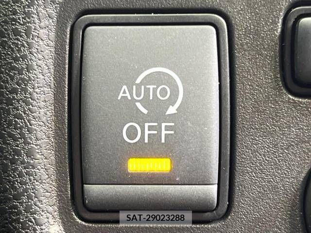 Nissan NOTE 2017-02 255357-7