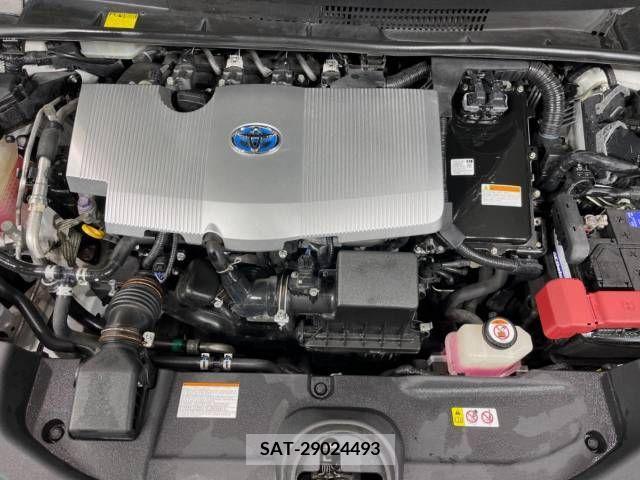 Toyota PRIUS 2017-07 322394-18