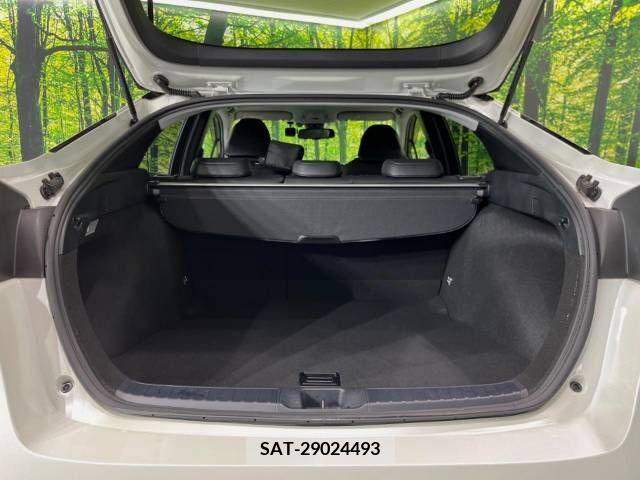 Toyota PRIUS 2017-07 322394-10