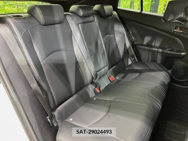 Toyota PRIUS 2017-07 322394-9