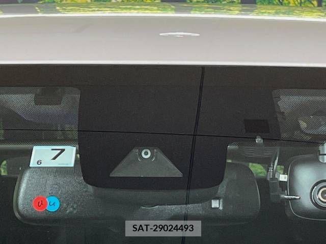 Toyota PRIUS 2017-07 322394-3