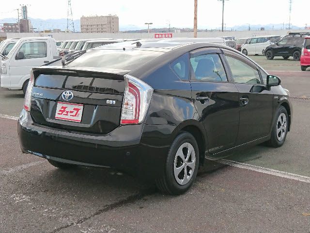 Toyota PRIUS 2013-03 187699-2
