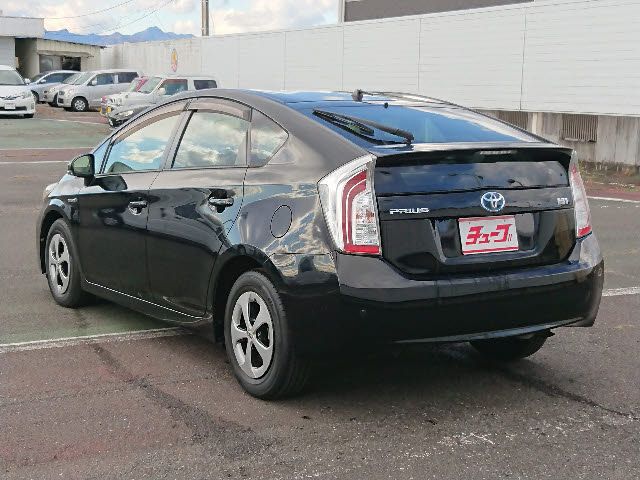 Toyota PRIUS 2013-03 187699-8