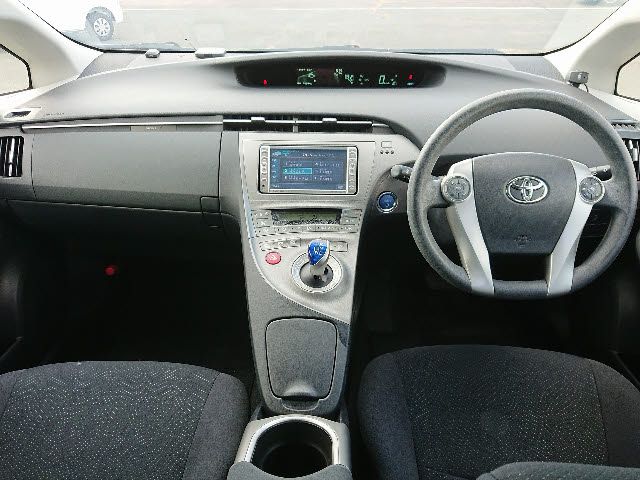 Toyota PRIUS 2013-03 187699-1