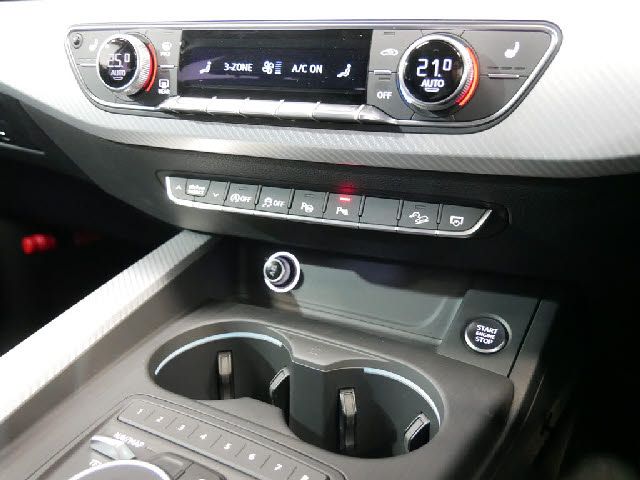 Audi A4 2019-02 2946-28