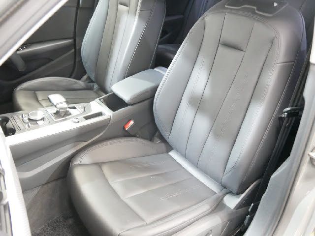 Audi A4 2019-02 2946-3