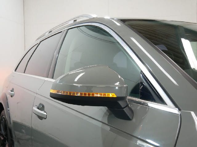 Audi A4 2019-02 2946-14