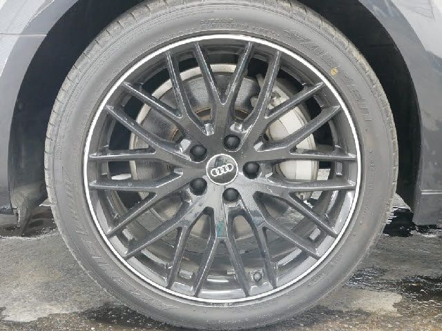 Audi A4 2019-02 2946-4