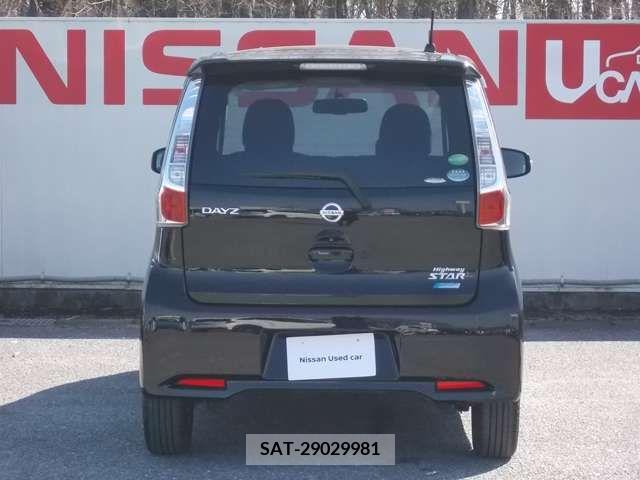 Nissan DAYZ 2013-06 225107-19