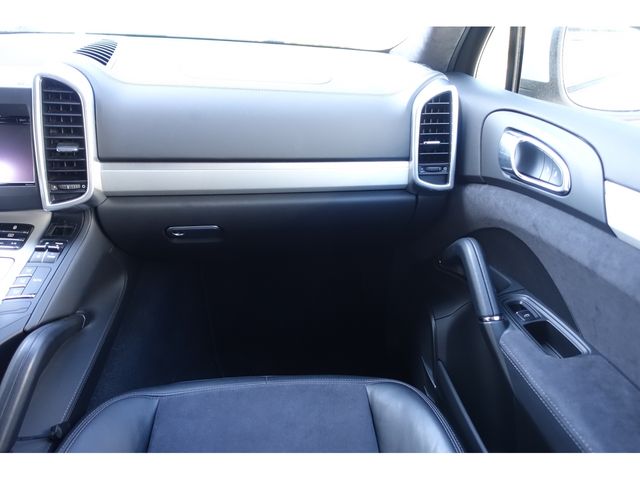 Porsche CAYENNE 2013-07 3991-22