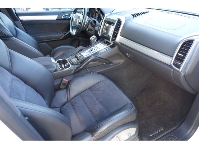 Porsche CAYENNE 2013-07 3991-18