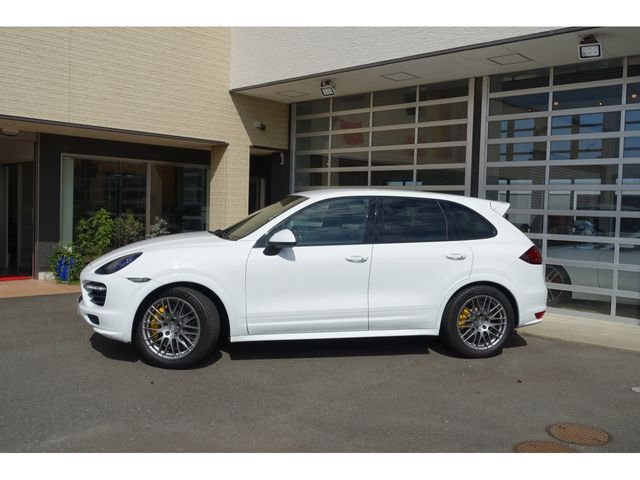 Porsche CAYENNE 2013-07 3991-2