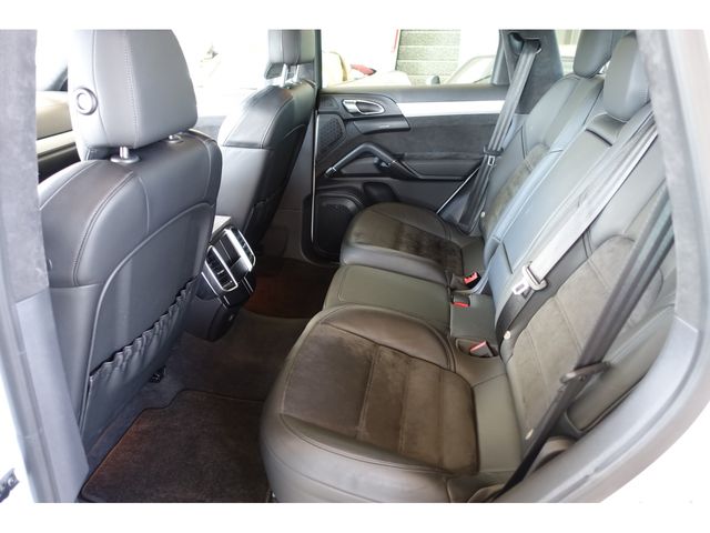 Porsche CAYENNE 2013-07 3991-7
