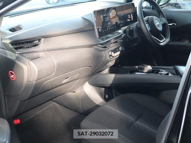 Nissan NOTE 2022-02 215647-21