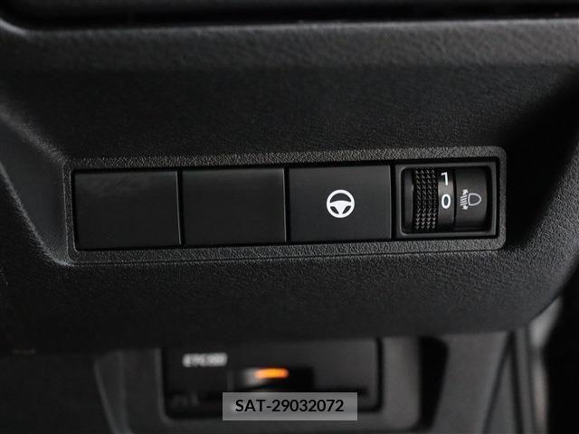 Nissan NOTE 2022-02 215647-10