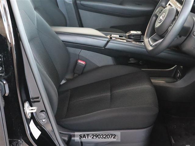 Nissan NOTE 2022-02 215647-18