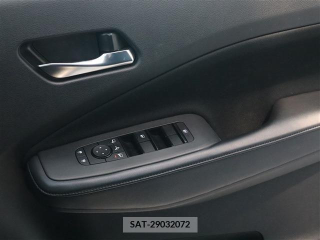 Nissan NOTE 2022-02 215647-17