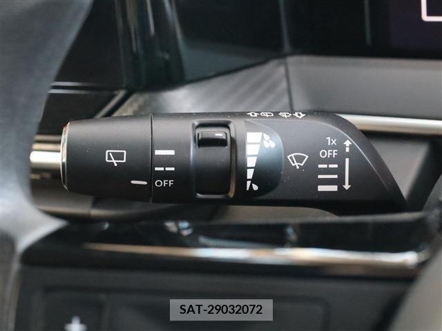 Nissan NOTE 2022-02 215647-15