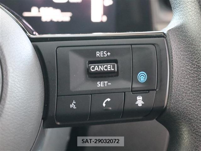 Nissan NOTE 2022-02 215647-14