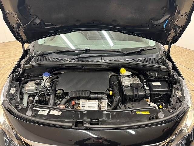 Peugeot 2008 2017-06 183338-17