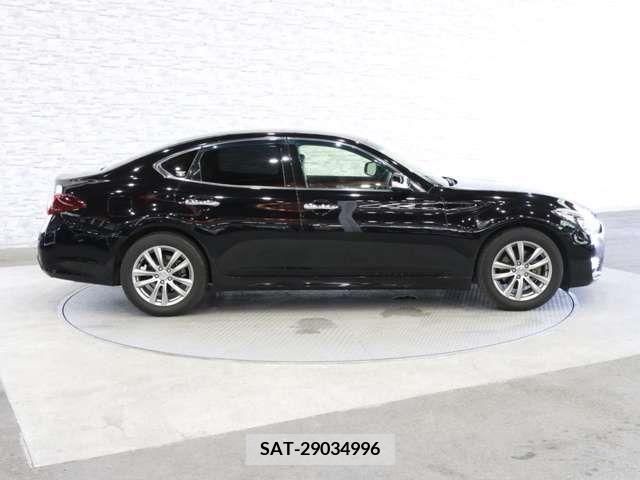 Nissan FUGA 2015-05 324789-11