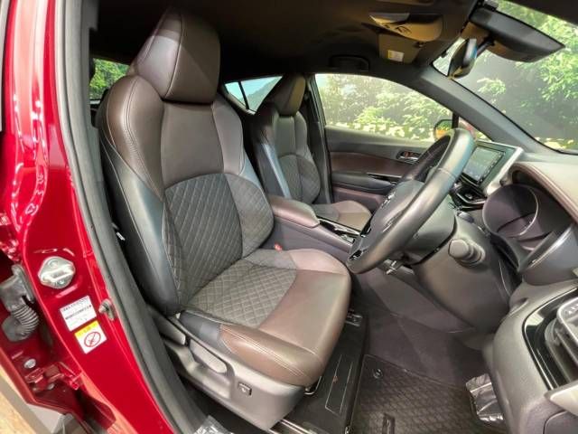 Toyota C-HR 2018-11 189429-10