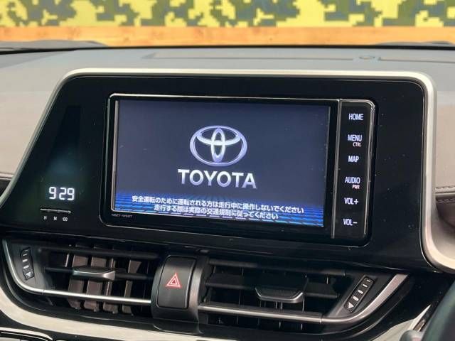 Toyota C-HR 2018-11 189429-2