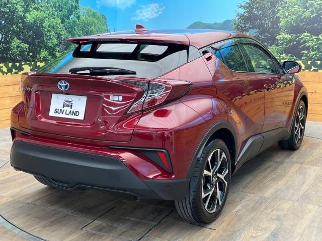 Toyota C-HR 2018-11 189429-19