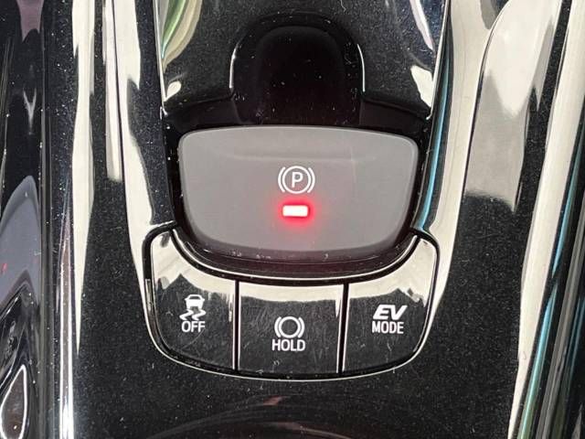 Toyota C-HR 2018-11 189429-8