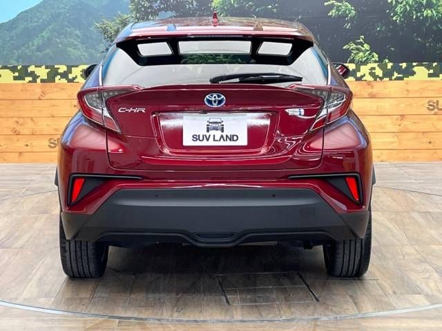 Toyota C-HR 2018-11 189429-17