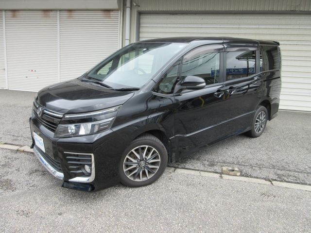 Toyota VOXY 2014-10 192754-2