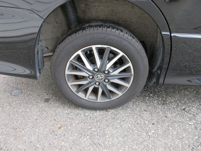 Toyota VOXY 2014-10 192754-13