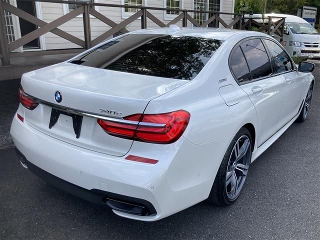 Bmw 7 SERIES 2018-06 9619-2