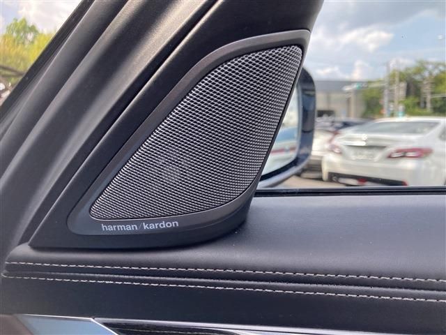 Bmw 7 SERIES 2018-06 9619-16
